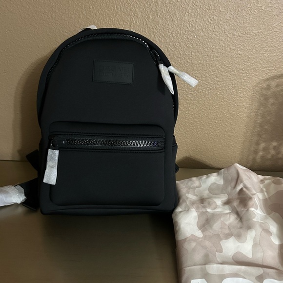 Dagne Dover Dakota Backpack Small in Onyx NWOT - Picture 1 of 4